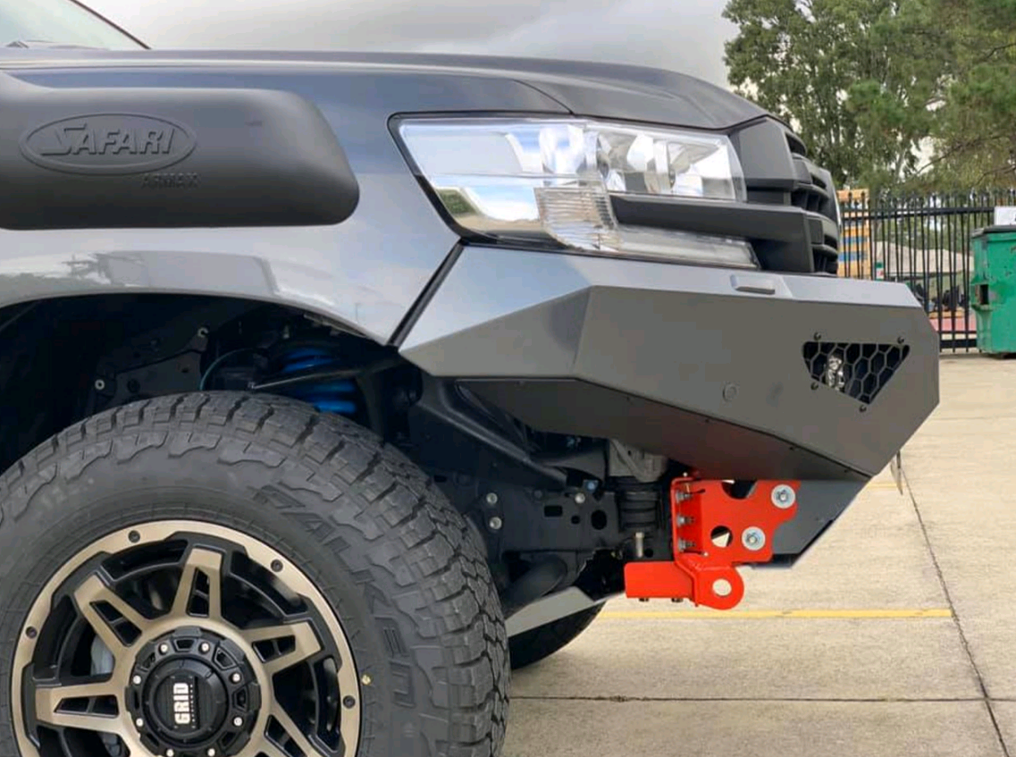 Predator Bull bar, Suitable for Toyota Land Cruiser 200 Series, 2015-2021