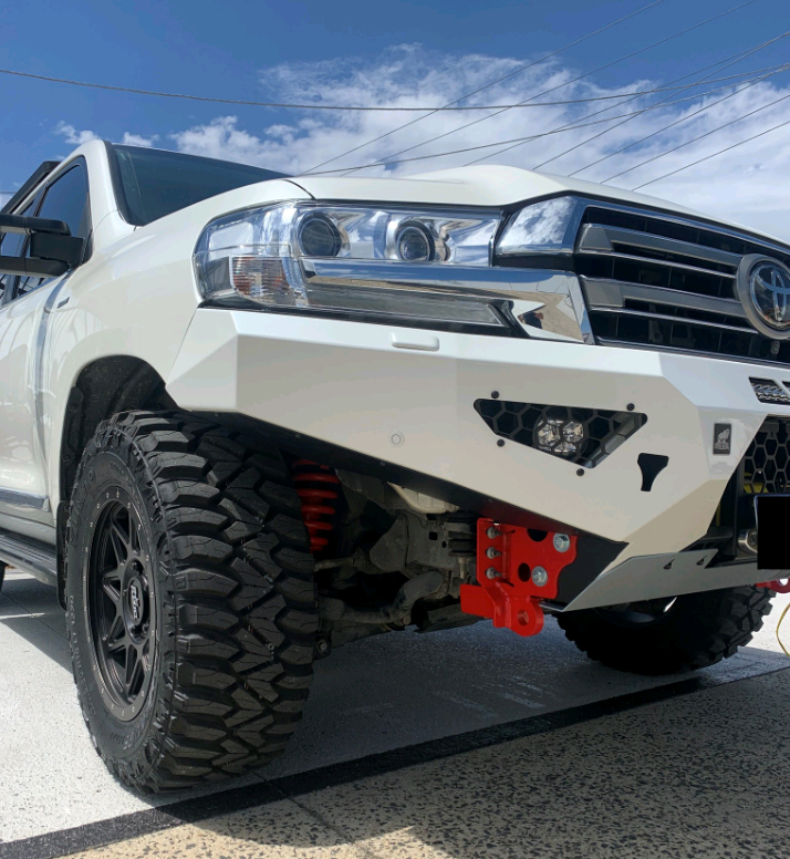 Predator Bull bar, Suitable for Toyota Land Cruiser 200 Series, 2015-2021