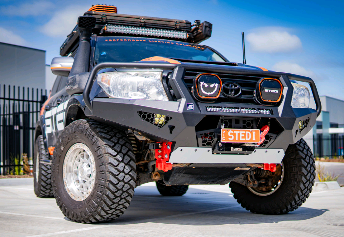 Toro Bull bar, Suitable for Toyota Land Cruiser 200 Series, 2008-2014