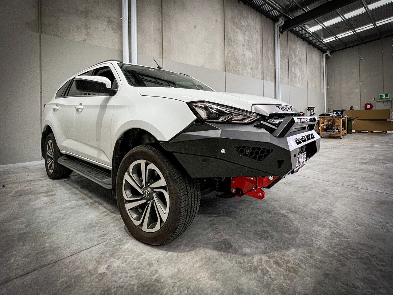 Predator Bull bar, Isuzu MUX 2021 - 2024