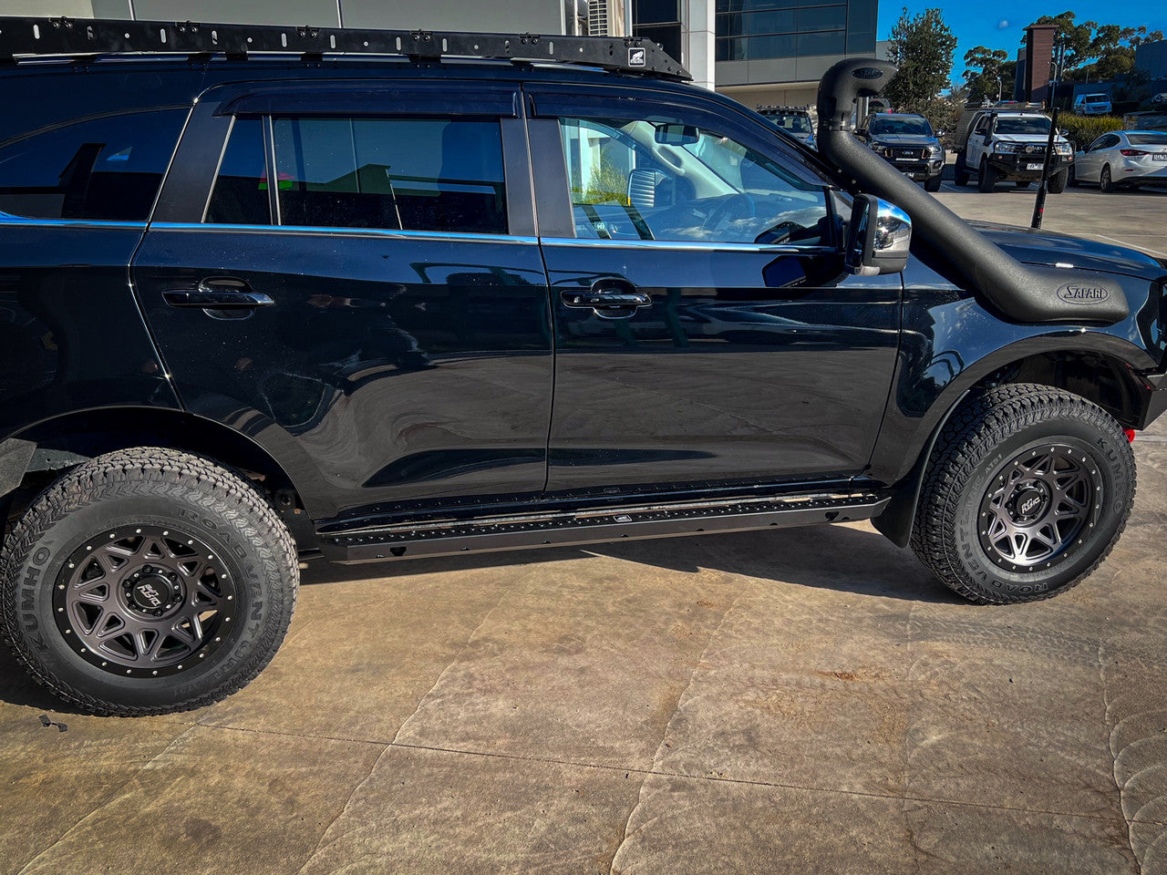 Rock Sliders, Isuzu MUX My21 on