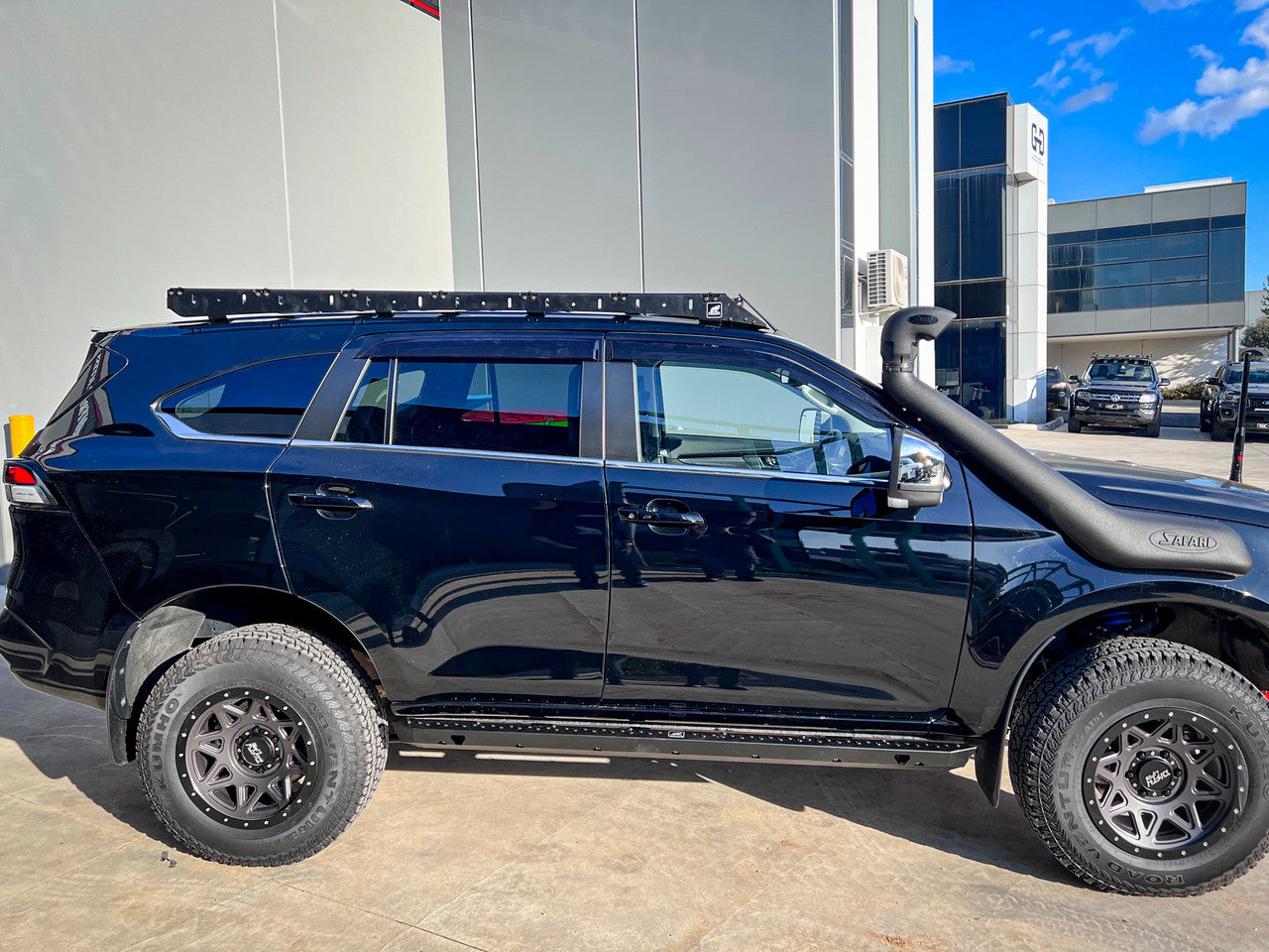 Rock Sliders, Isuzu MUX My21 on